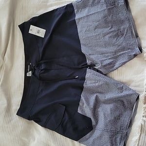 Volcom Mens Manic Boardshorts in size 36